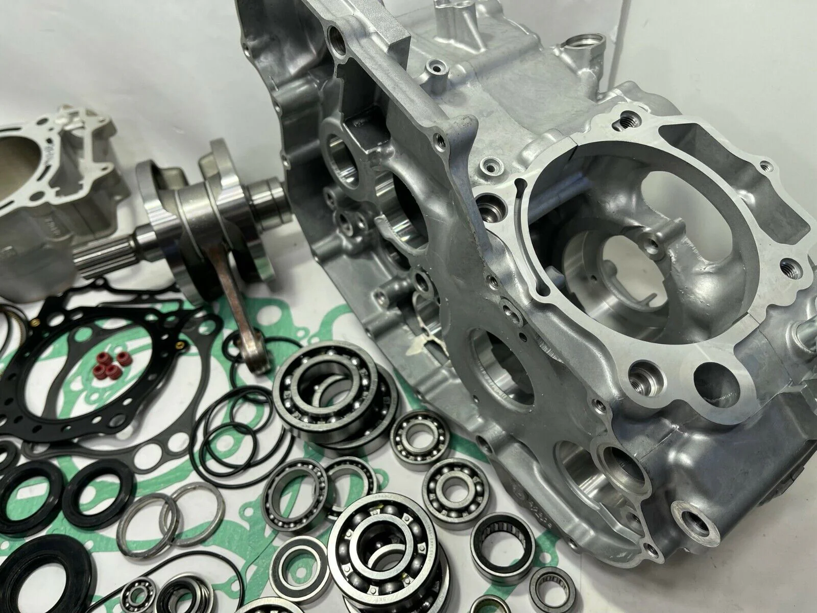 LTZ400 LTZ 400 Z400 Cases Rebuild Kit Complete Motor Engine Redo Crankcases Set - Image 3